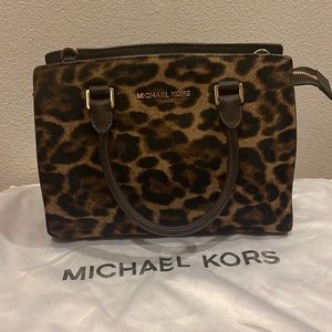 MICHAEL KORS CHEETAH PRINT HANDBAG